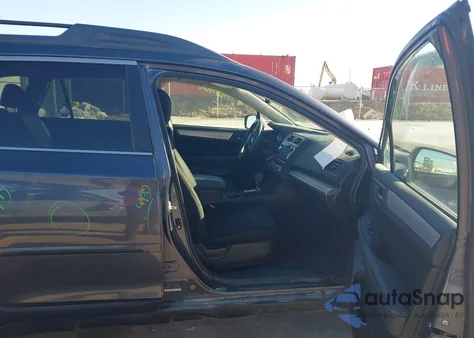 2015 Subaru Outback 2.5I Premium z USA, uszkodzony, nr VIN 4S4BSBFCXF3359763